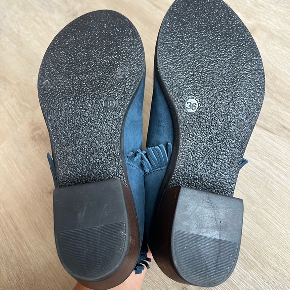 Bueno Cathy Fringed Ankle Booties Blue Suede Leather US 5.5 EU 36 Block Heel - Picture 8 of 8